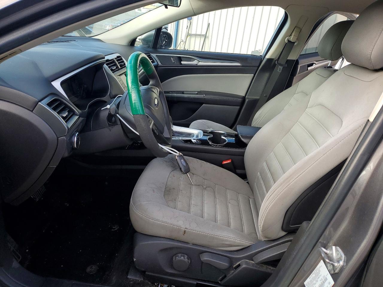 2014 FORD FUSION S photo 19