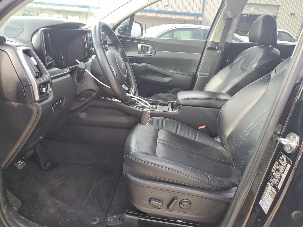 2022 KIA SORENTO S photo 19