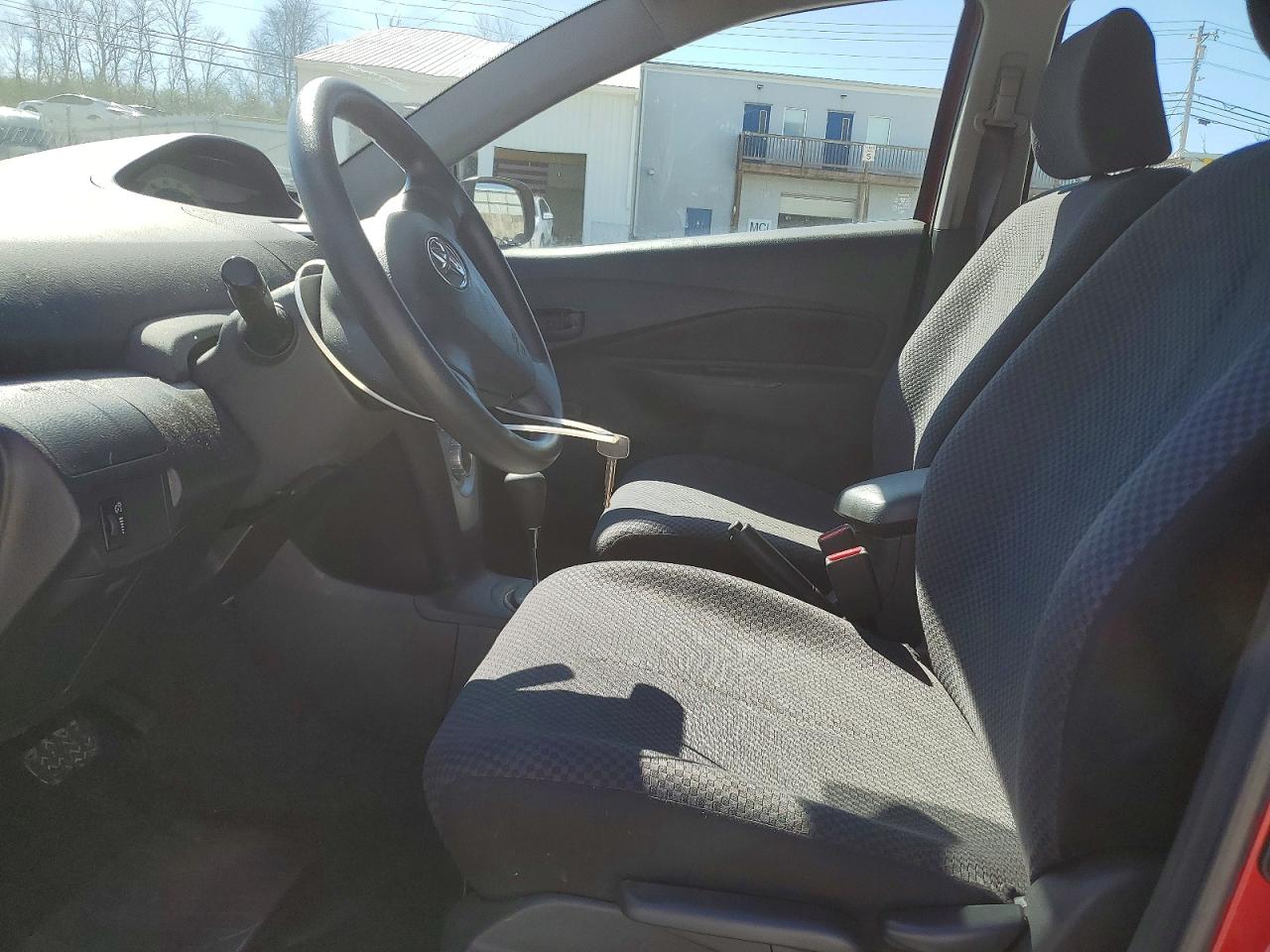 2007 TOYOTA YARIS BASE photo 7