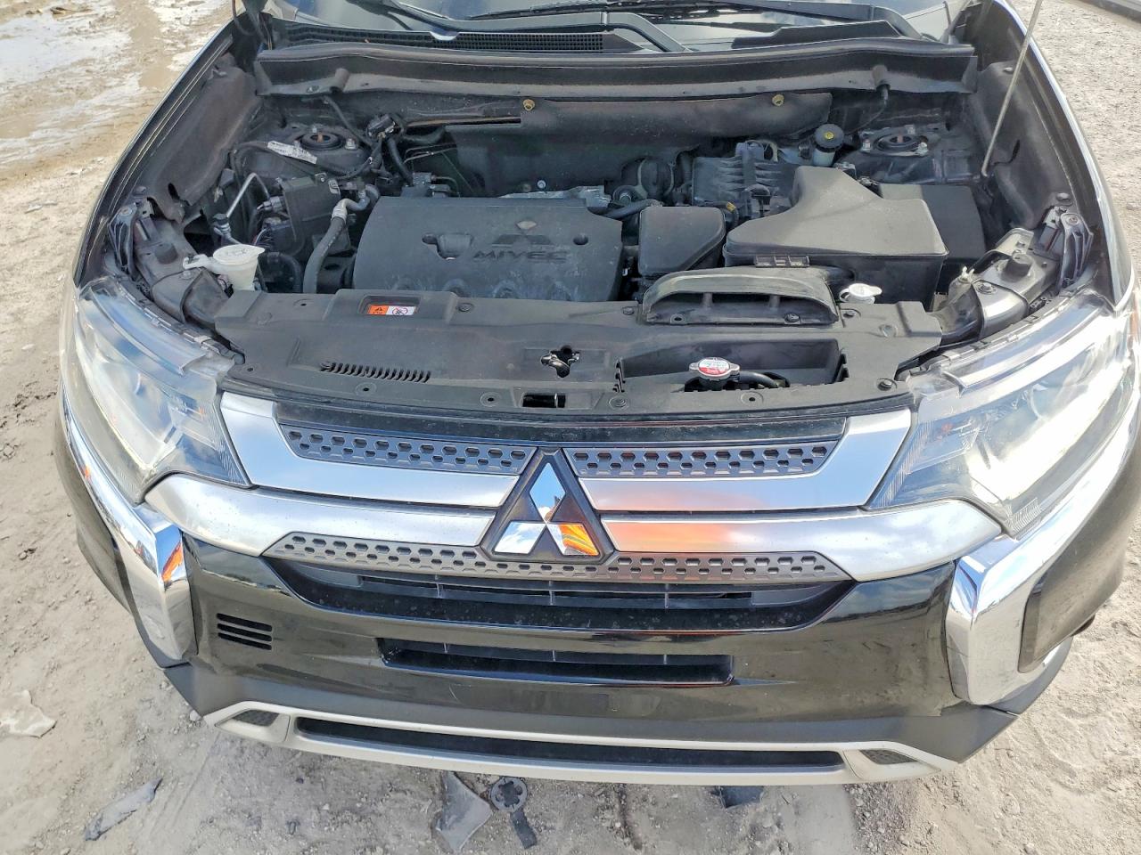 2019 MITSUBISHI OUTLANDER SE photo 23