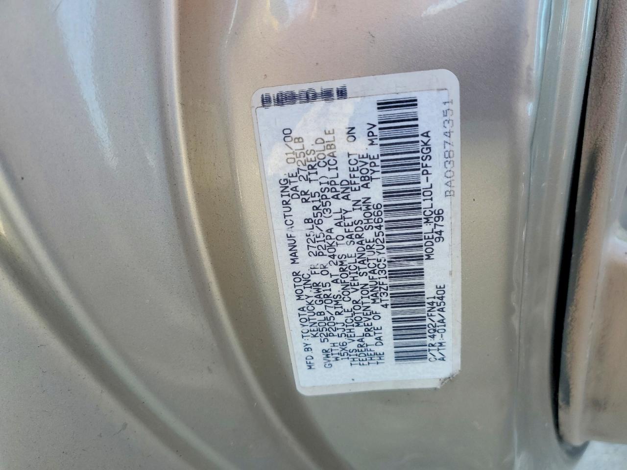 2000 TOYOTA SIENNA LE photo 40