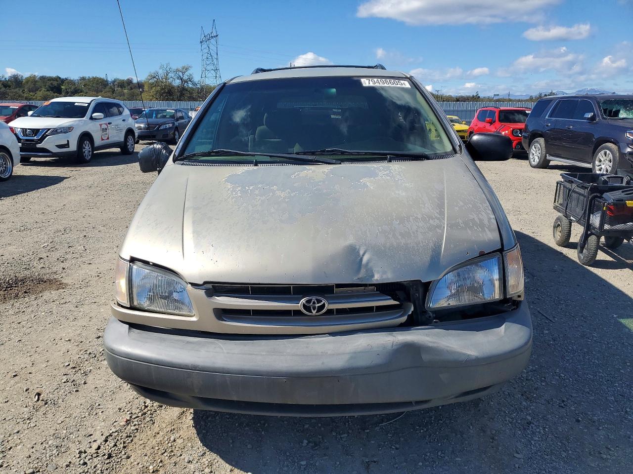 2000 TOYOTA SIENNA LE photo 13