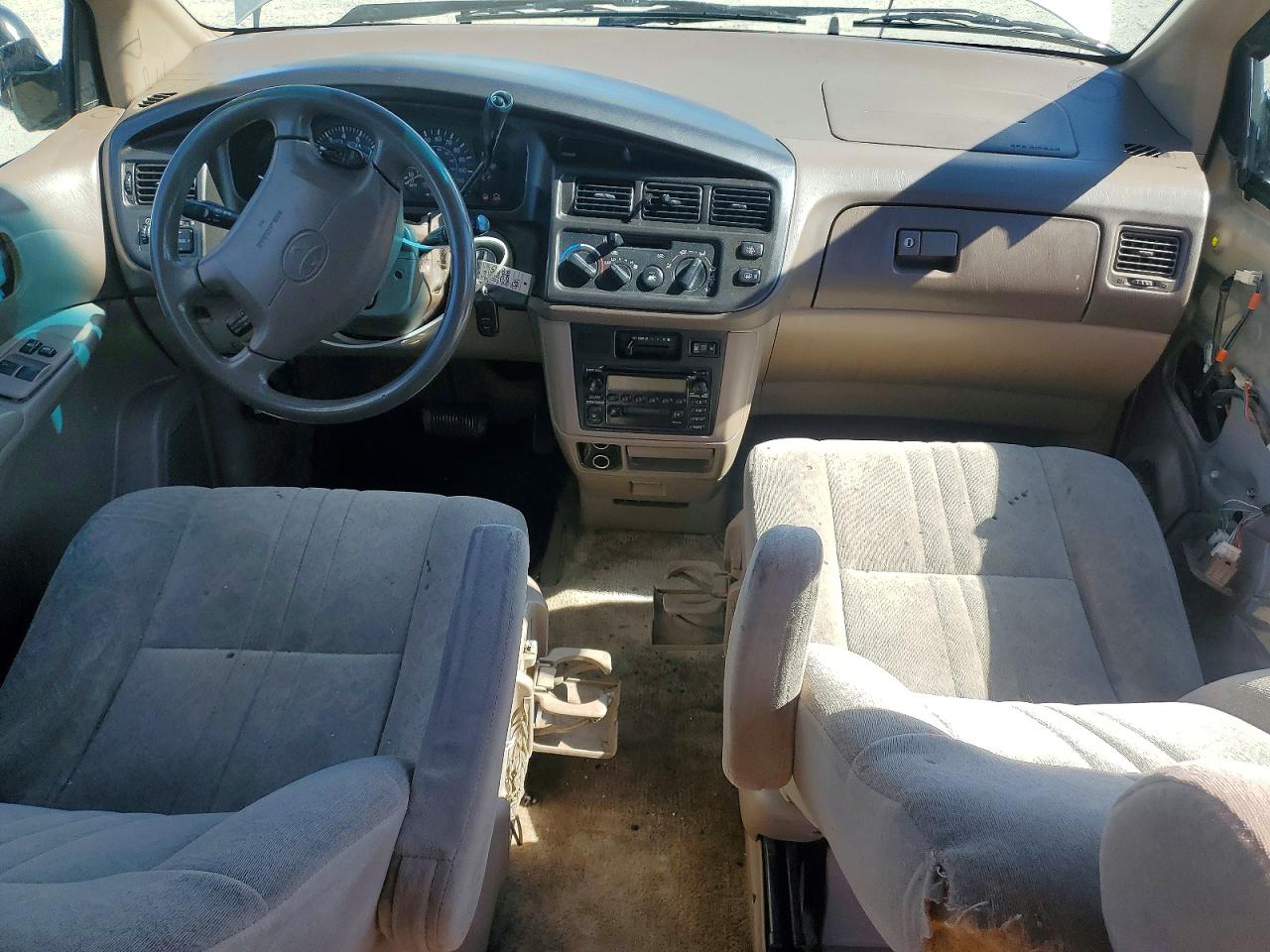 2000 TOYOTA SIENNA LE photo 22