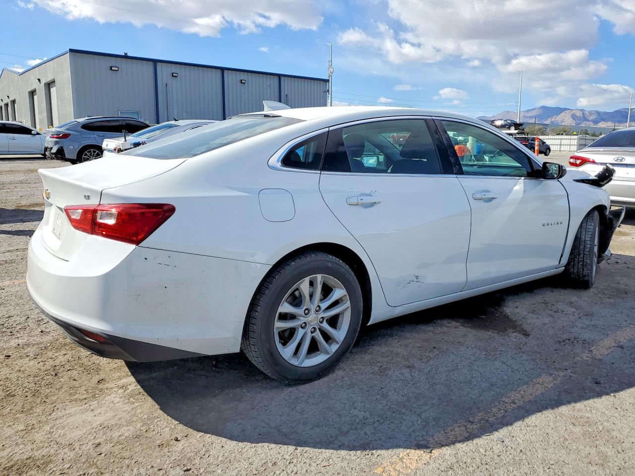 2016 CHEVROLET MALIBU LT photo 7