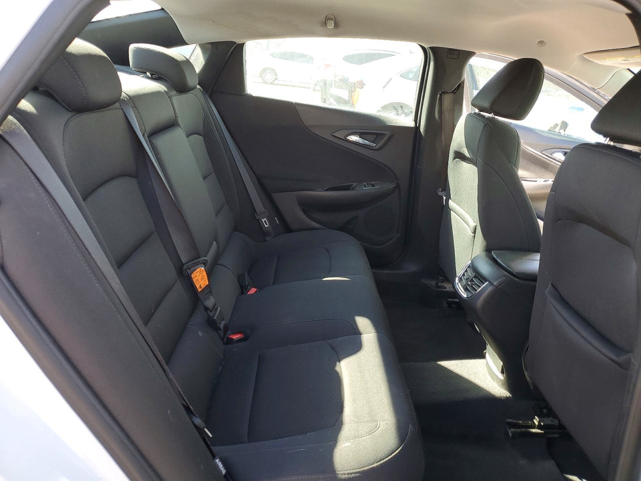 2016 CHEVROLET MALIBU LT photo 28