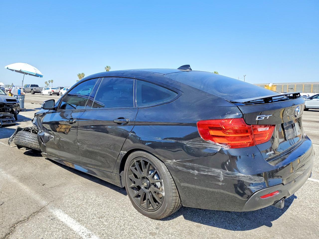 2014 BMW 335 XIGT photo 3