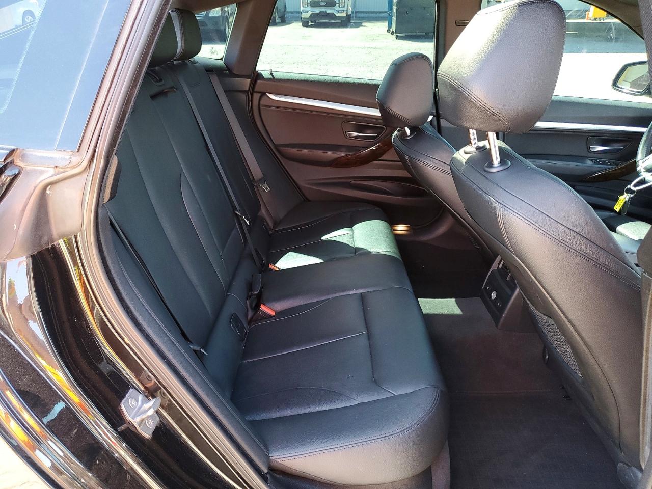 2014 BMW 335 XIGT photo 19