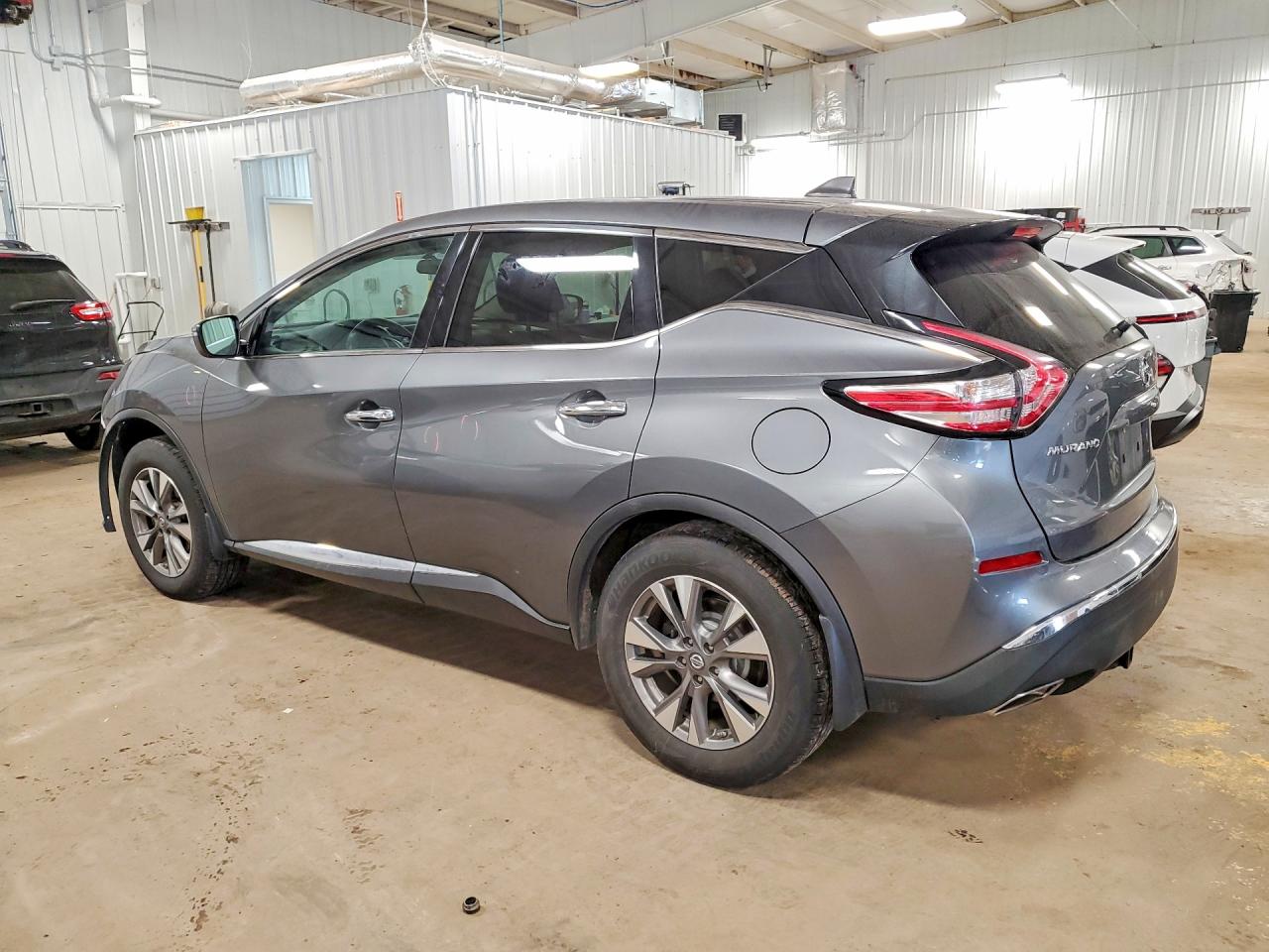 2018 NISSAN MURANO S photo 2