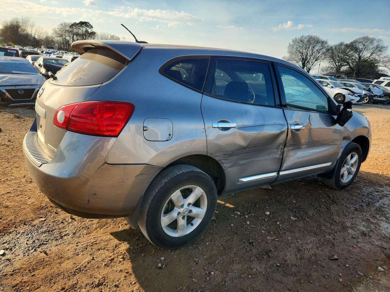 2013 NISSAN ROGUE S photo 7