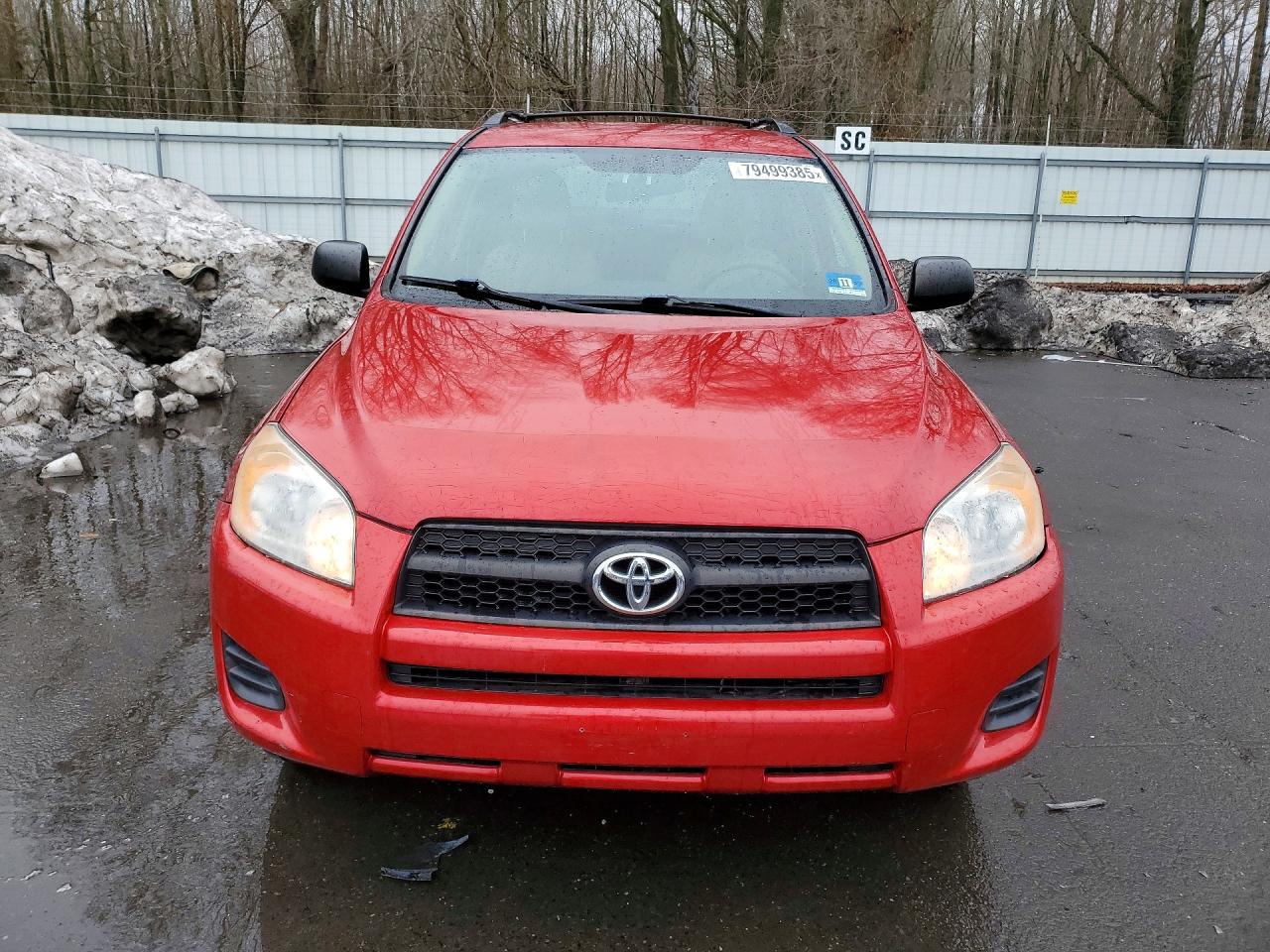 2011 TOYOTA RAV4 BASE photo 9