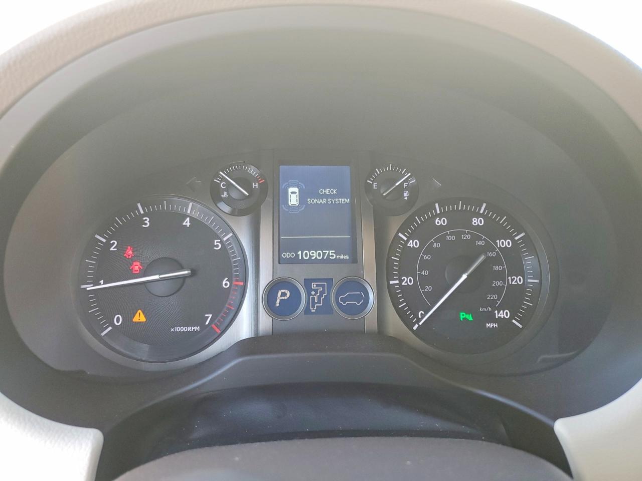 2018 LEXUS GX photo 17