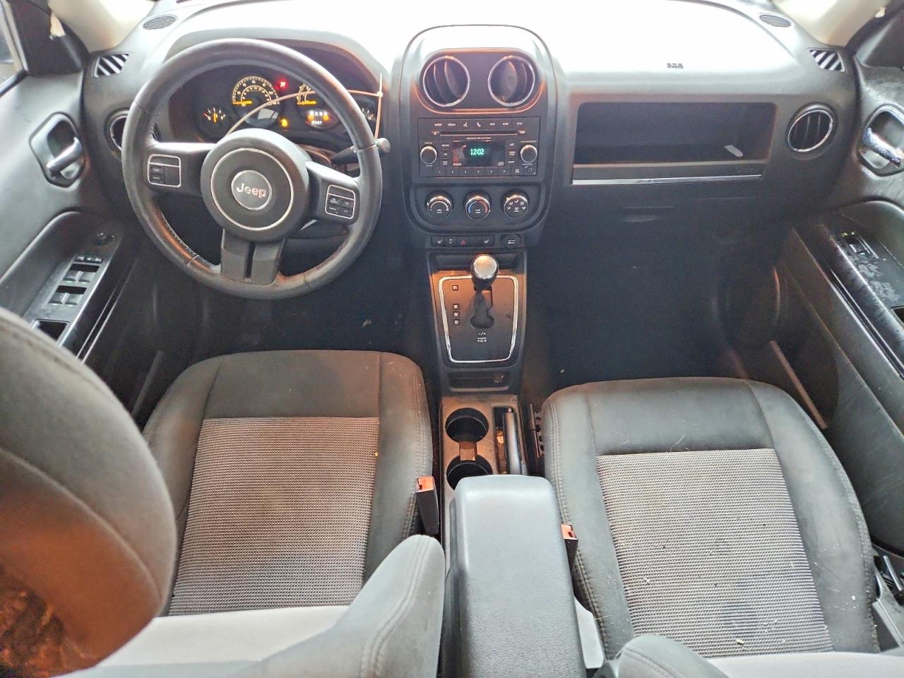 2014 JEEP PATRIOT LATITUDE photo 15