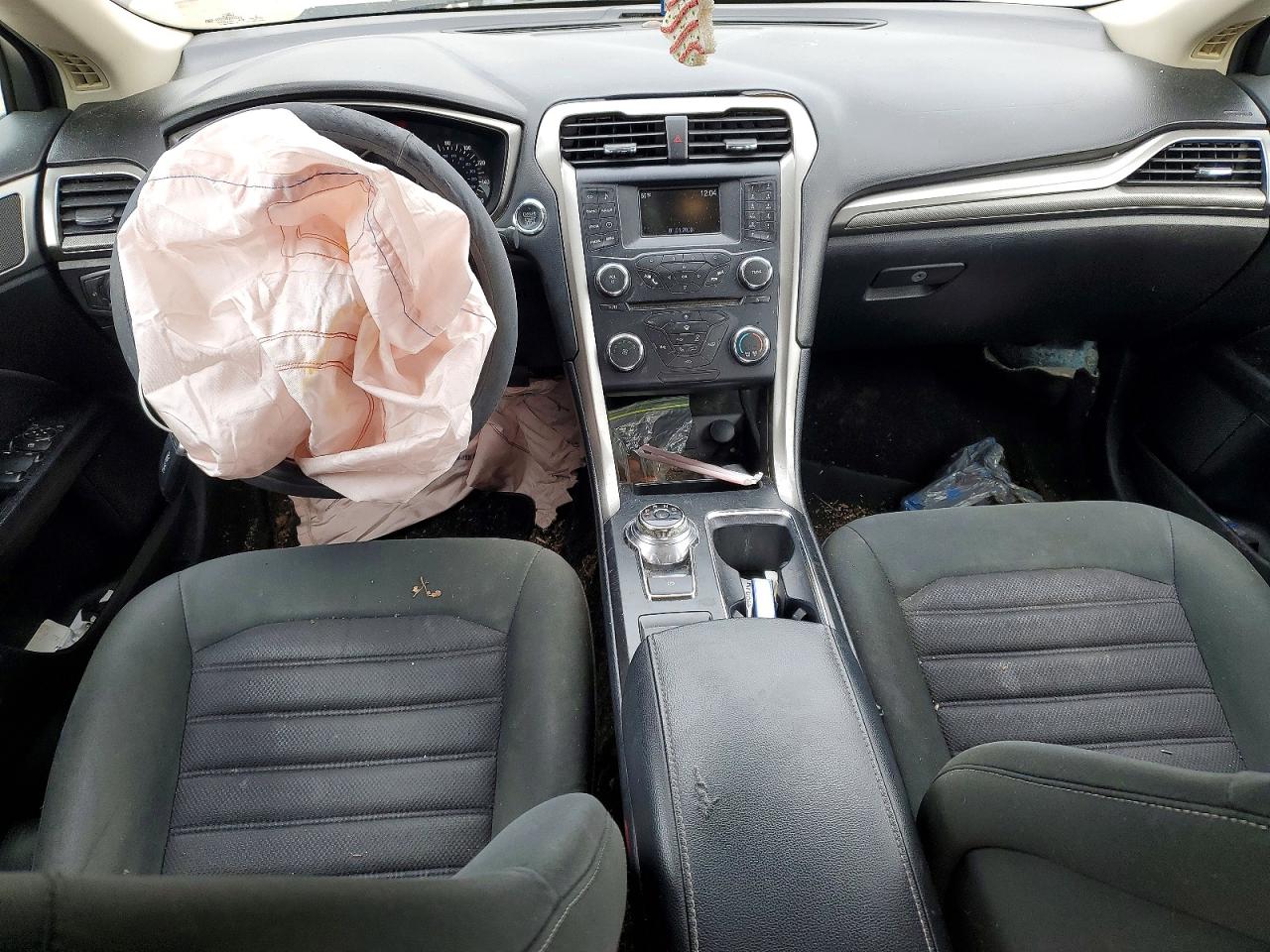 2017 FORD FUSION SE photo 15