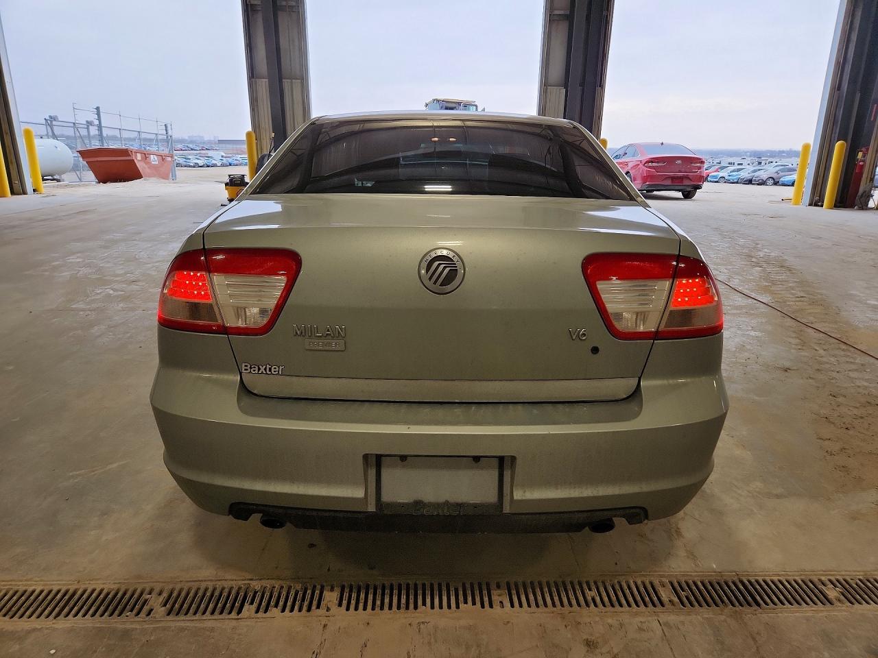 2006 MERCURY MILAN photo 11
