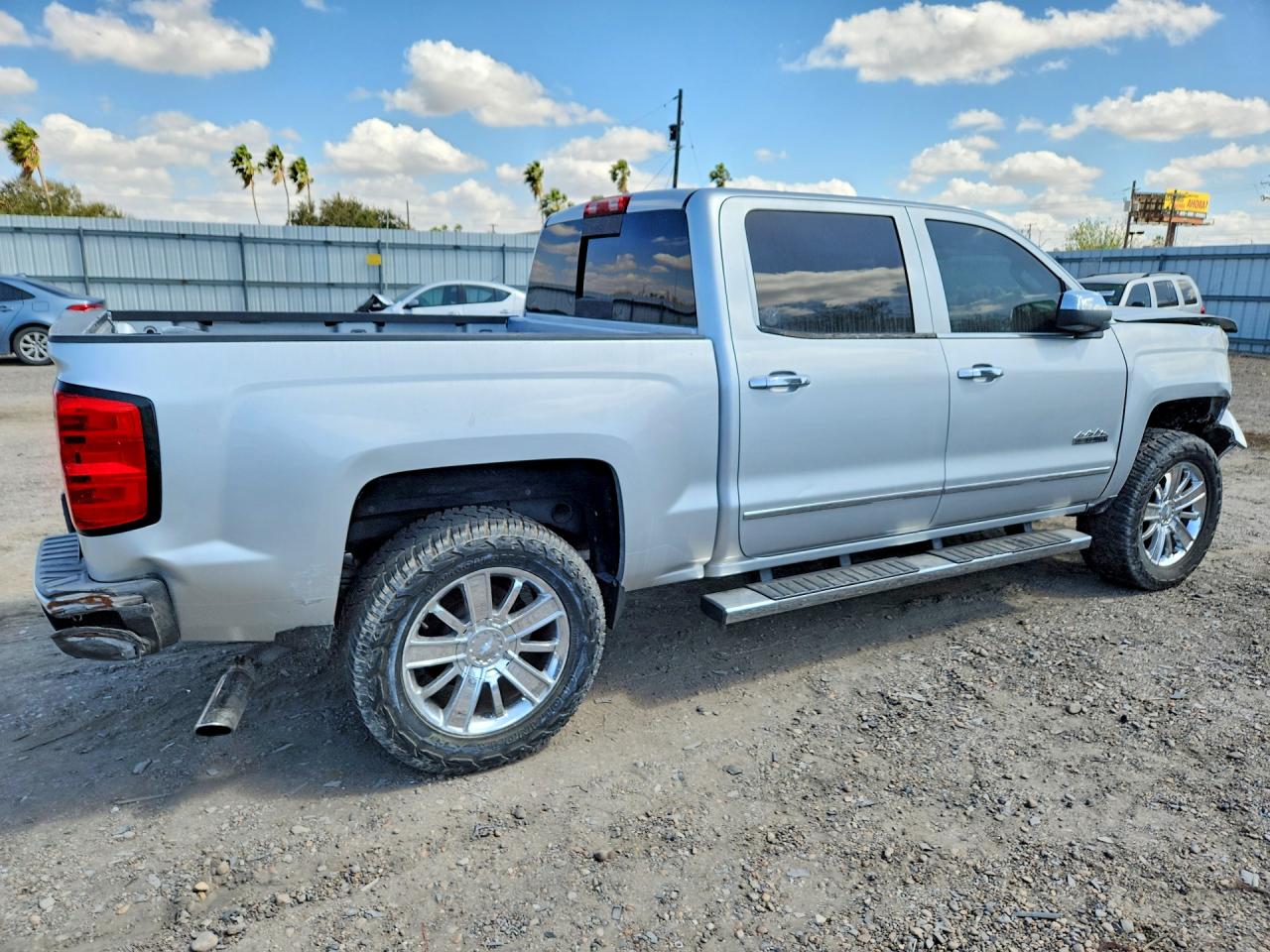 2014 CHEVROLET SILVERADO K1500 HIGH COUNTRY photo 3