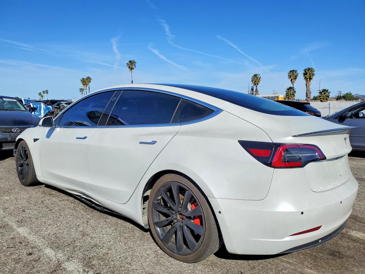 2018 TESLA MODEL 3 photo 4