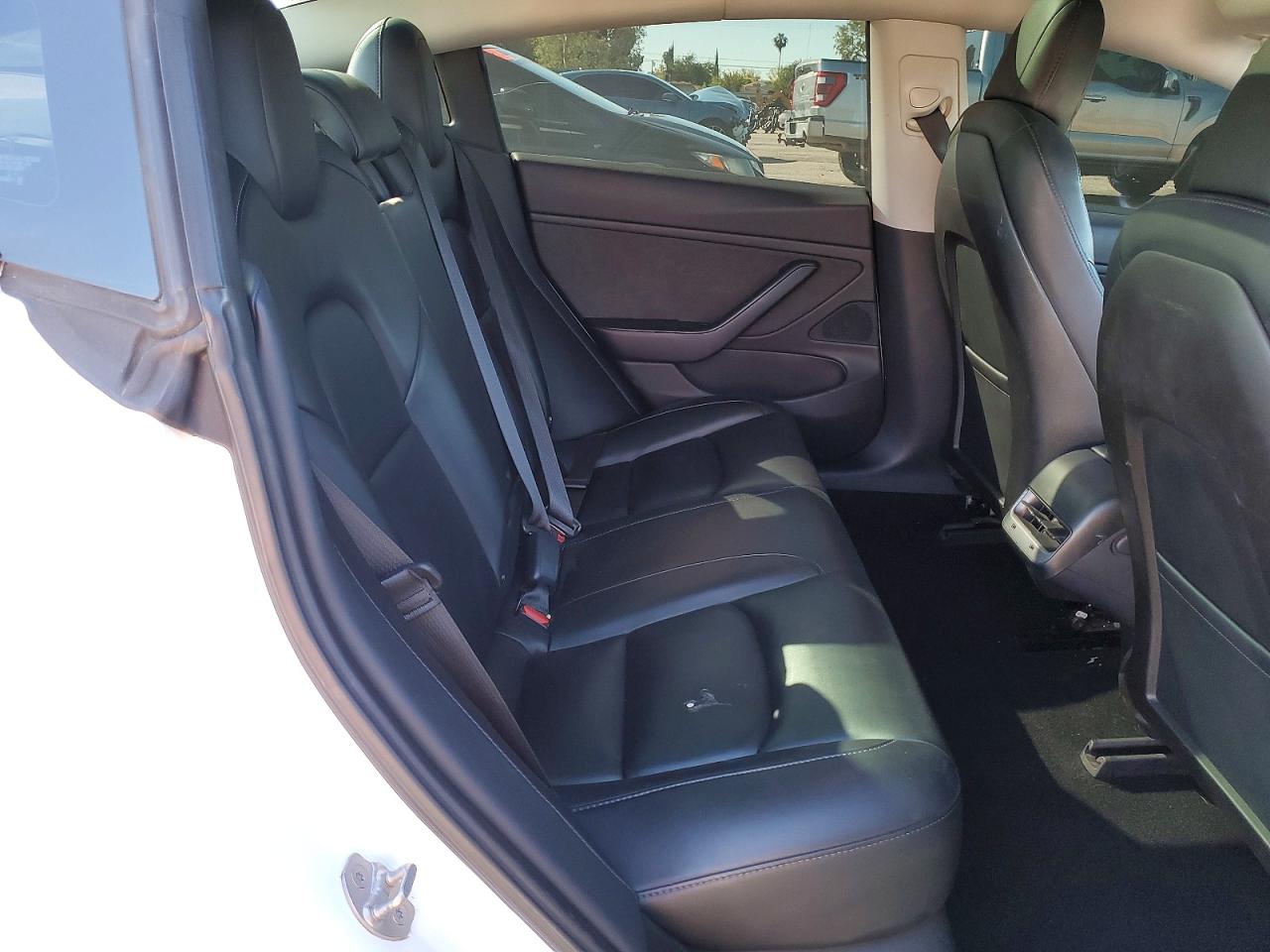 2018 TESLA MODEL 3 photo 28