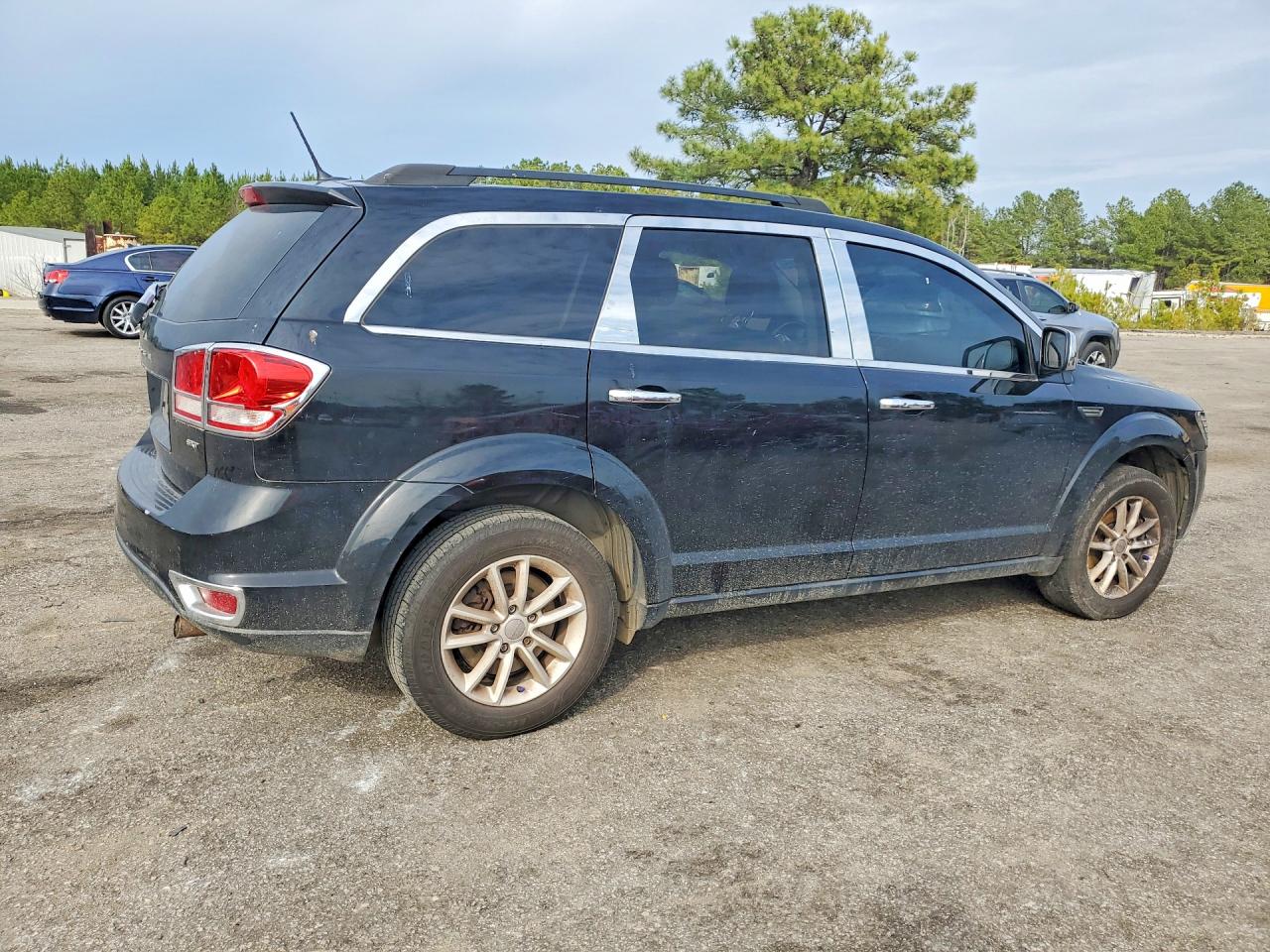 2017 DODGE JOURNEY SXT photo 5