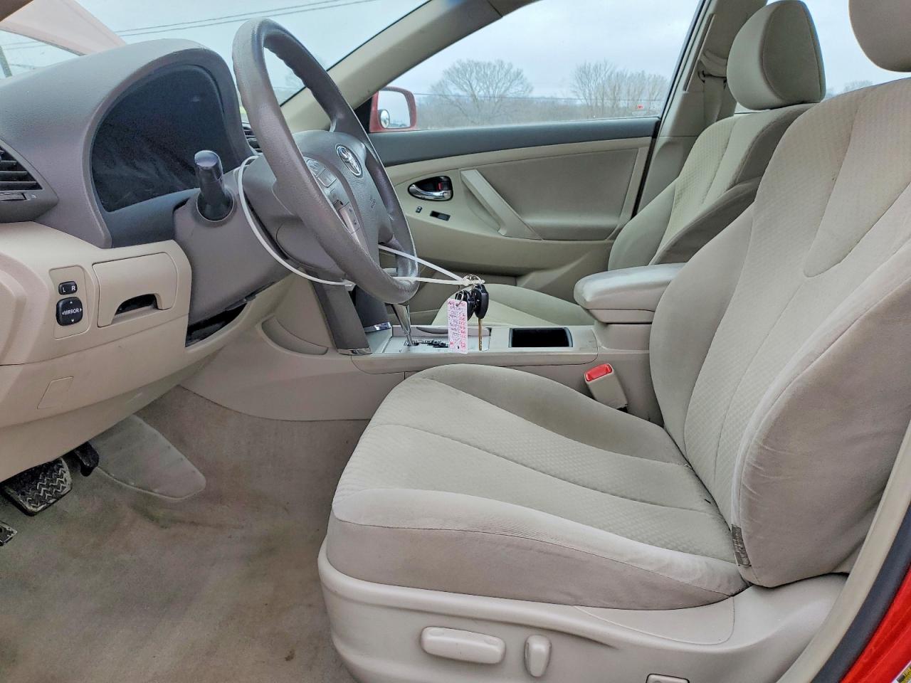 2008 TOYOTA CAMRY LE photo 13