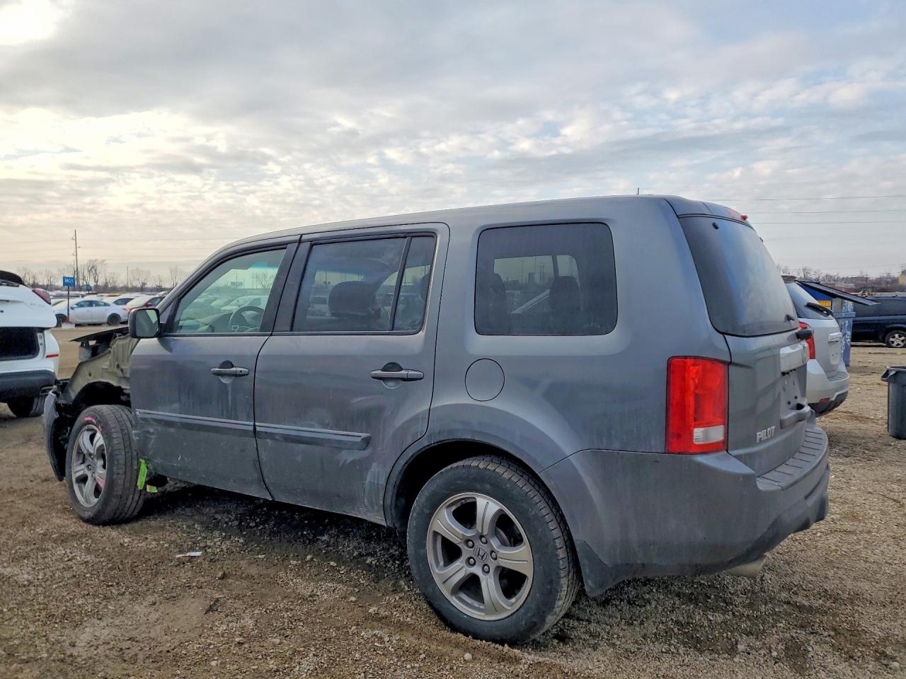 2013 HONDA PILOT EXLN photo 3