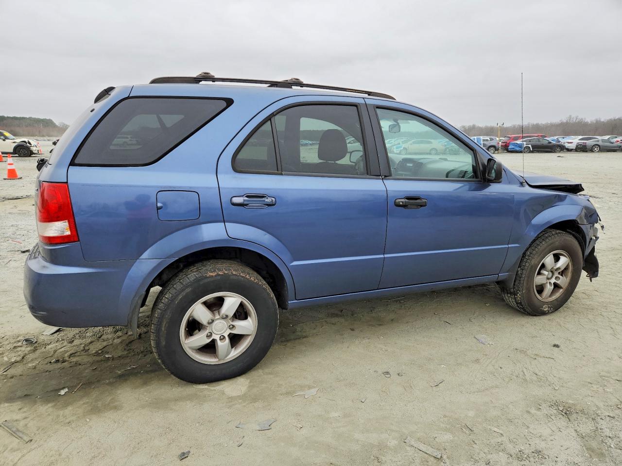 2006 KIA SORENTO photo 3