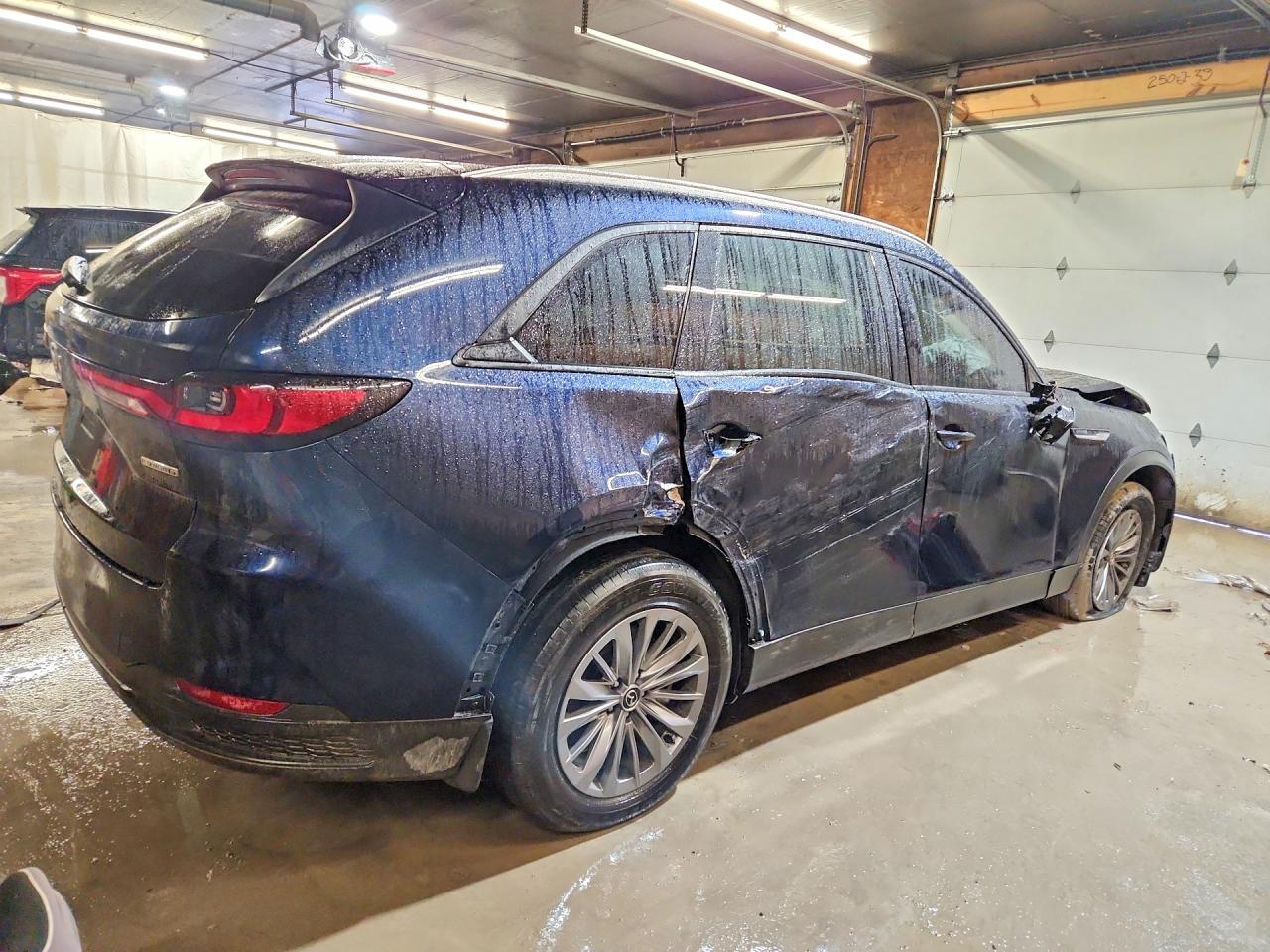 2025 MAZDA CX-90 PREFERRED photo 3