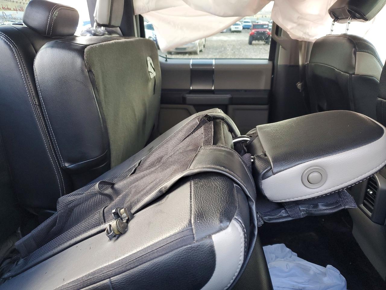 2015 FORD F150 SUPERCREW photo 19
