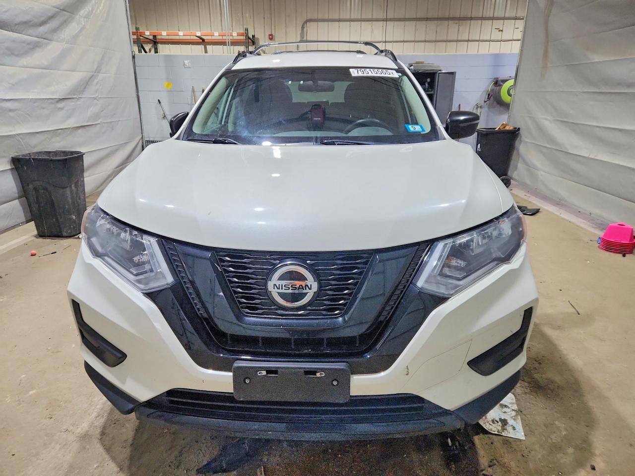 2018 NISSAN ROGUE SV photo 13
