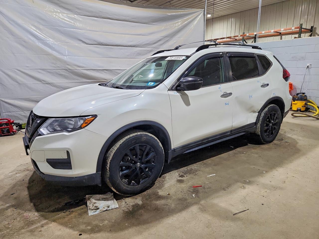 2018 NISSAN ROGUE