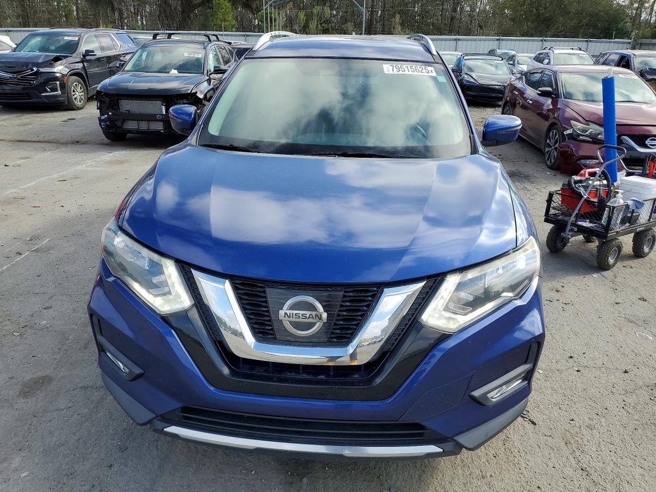 2017 NISSAN ROGUE SV photo 13