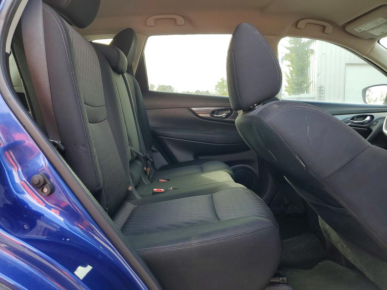 2017 NISSAN ROGUE SV photo 31