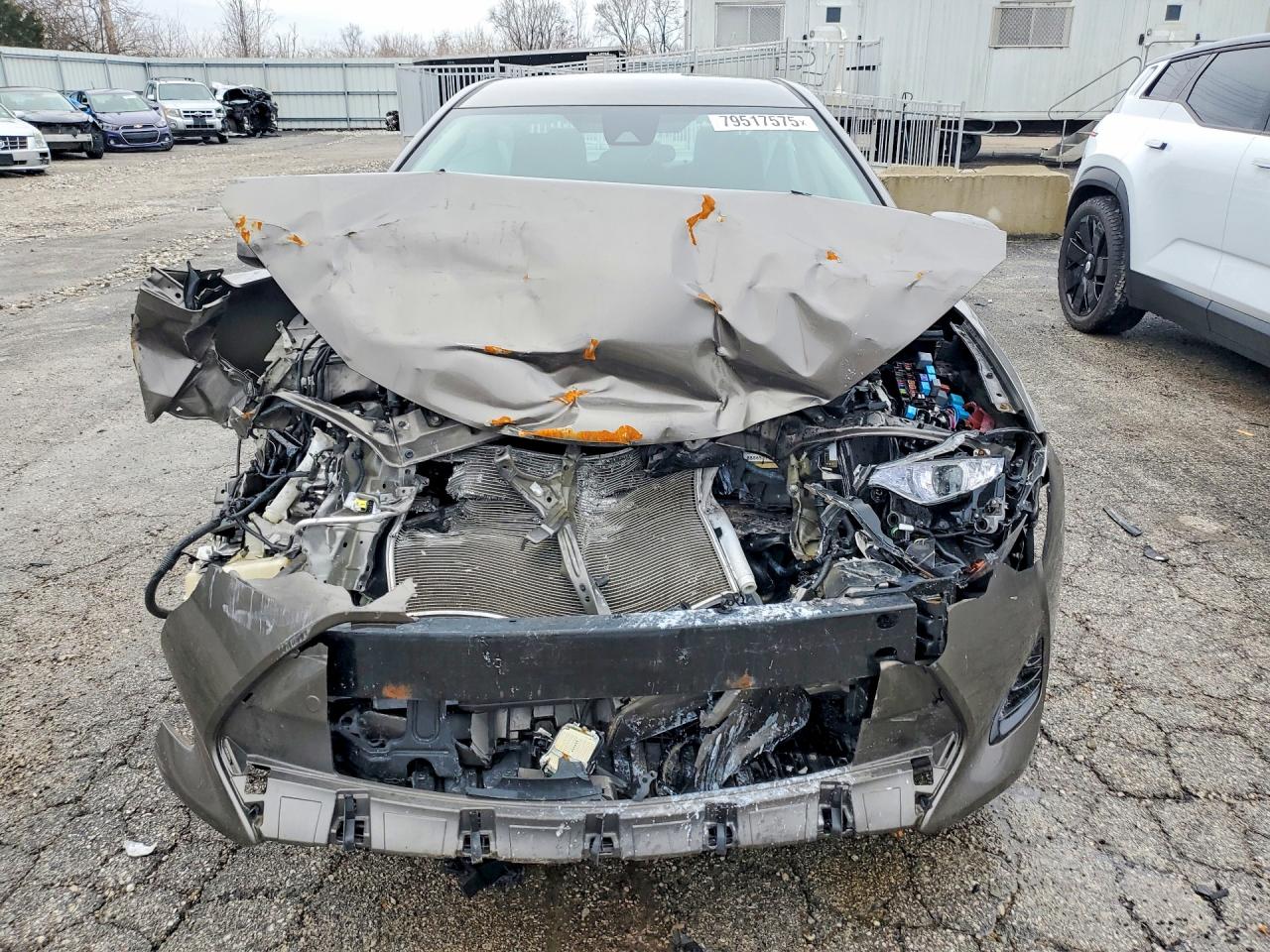 2017 TOYOTA COROLLA LE photo 13