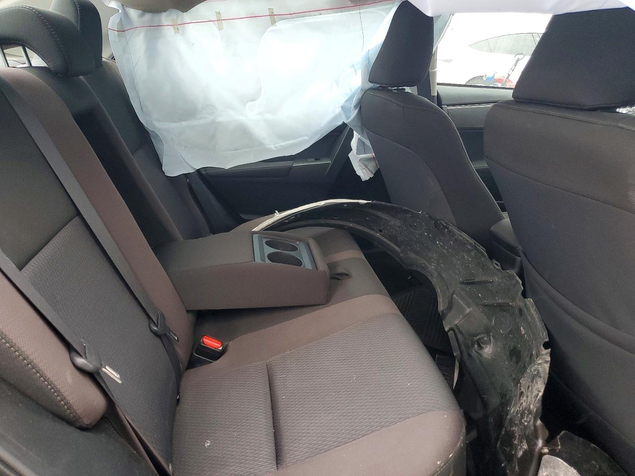 2017 TOYOTA COROLLA LE photo 28