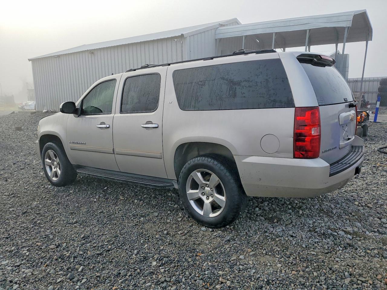 2007 CHEVROLET SUBURBAN C1500 photo 2
