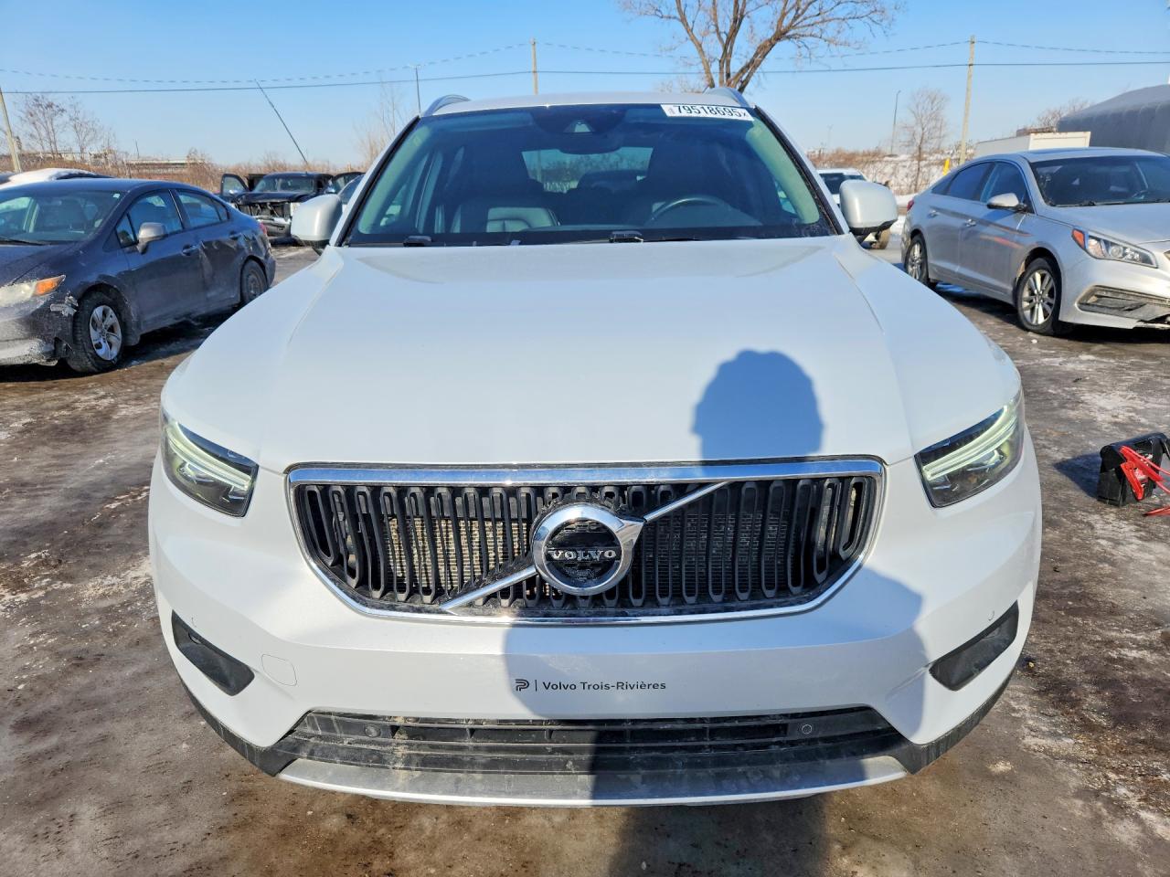 2021 VOLVO XC40 T5 MOMENTUM photo 5
