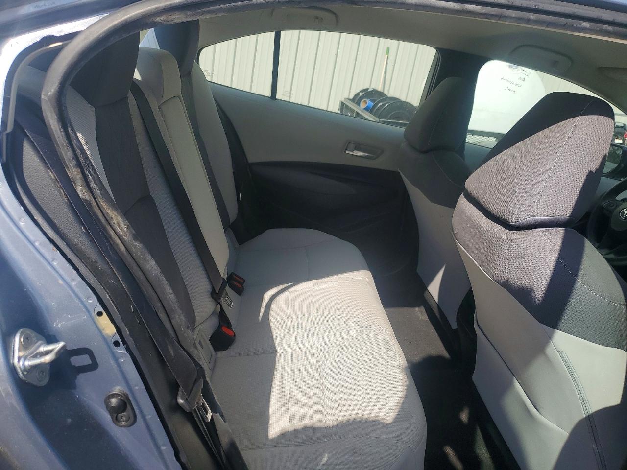 2020 TOYOTA COROLLA LE photo 19