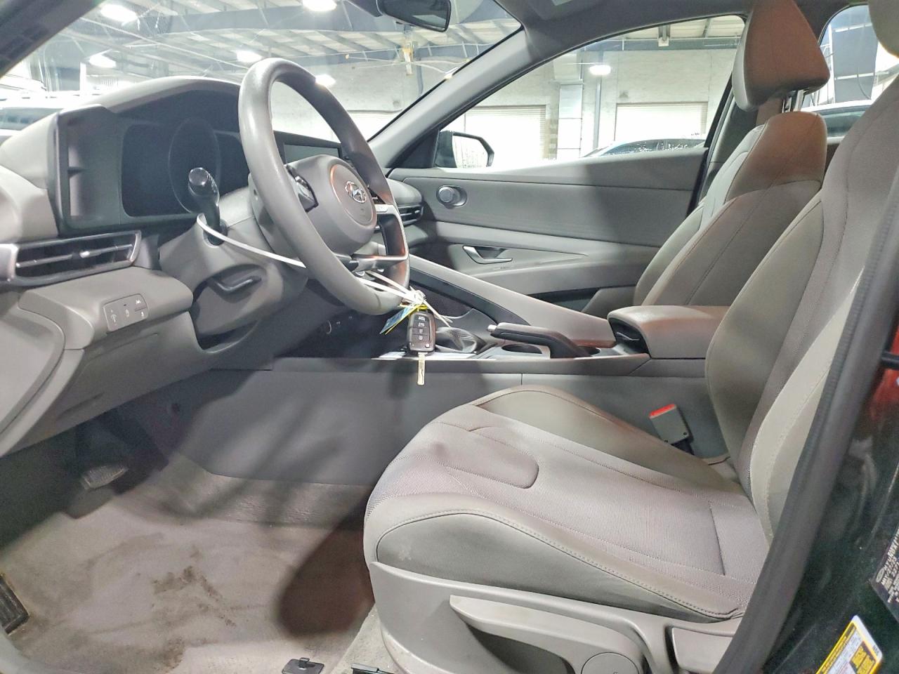 2023 HYUNDAI ELANTRA SE photo 19
