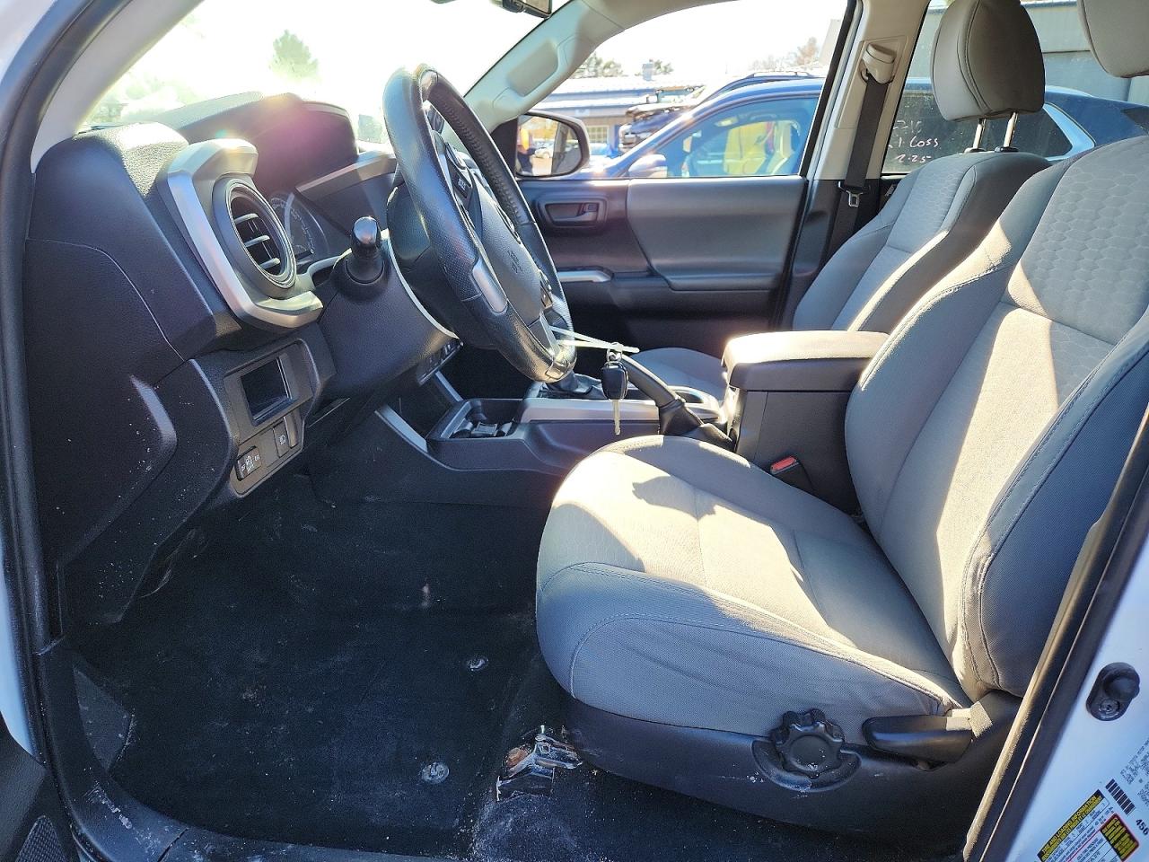 2019 TOYOTA TACOMA SR5 V6 photo 13