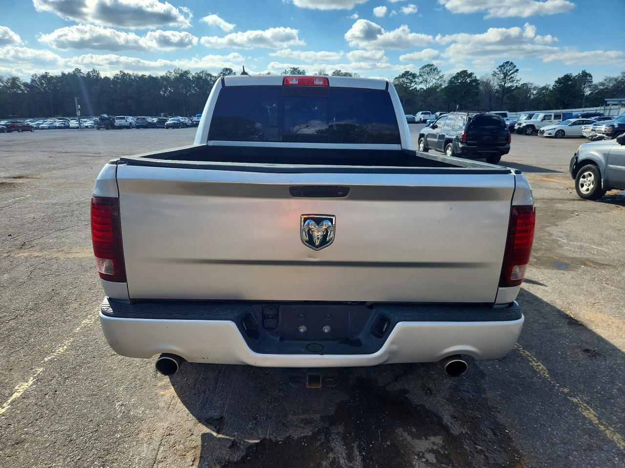 2016 RAM 1500 SPORT photo 6