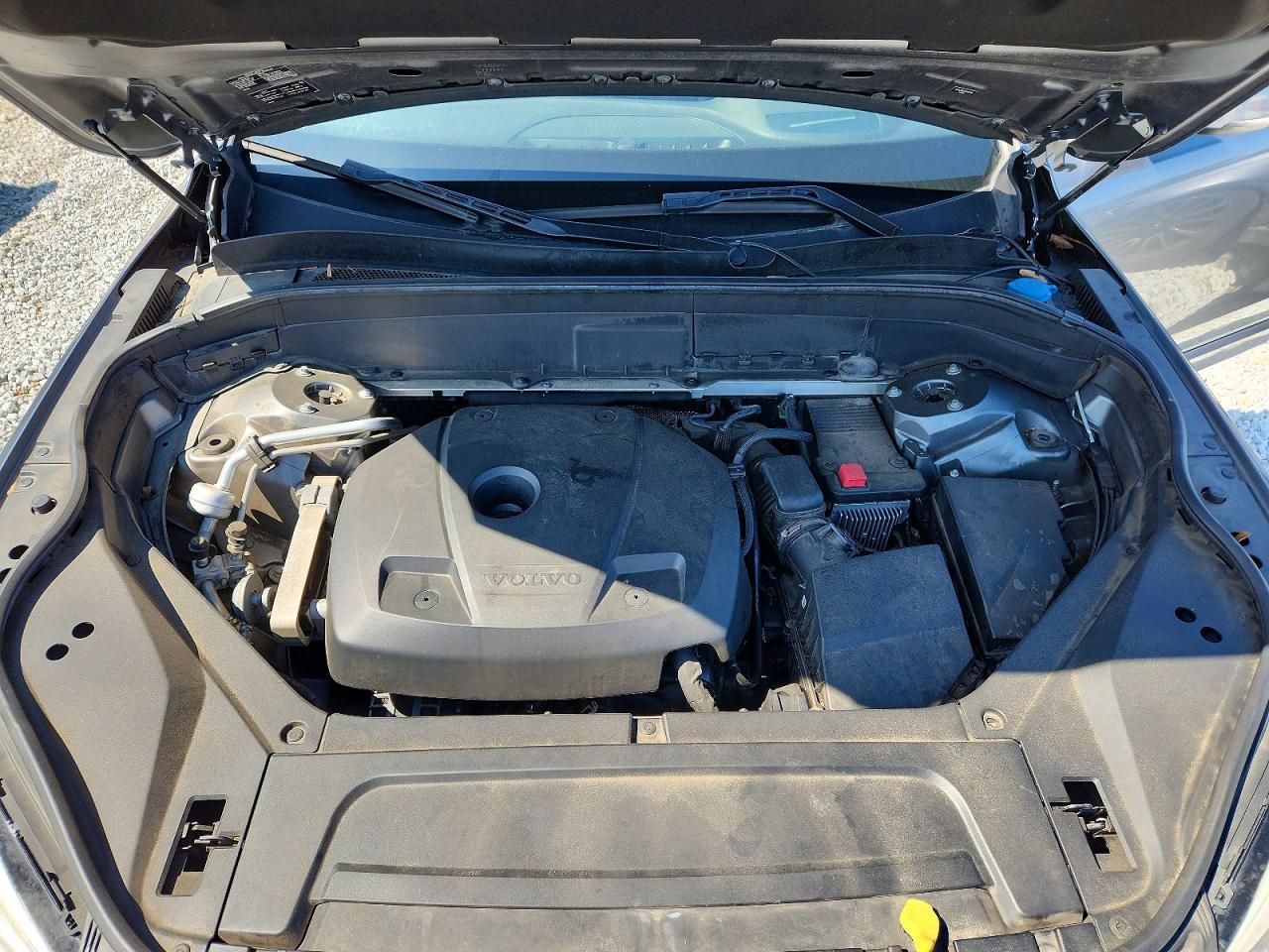 2016 VOLVO XC90 T6 photo 23