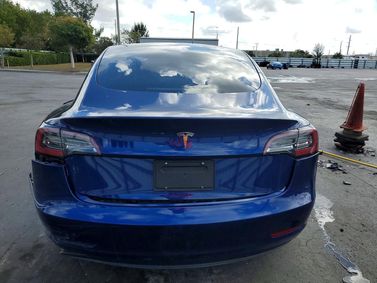2023 TESLA MODEL 3 photo 16