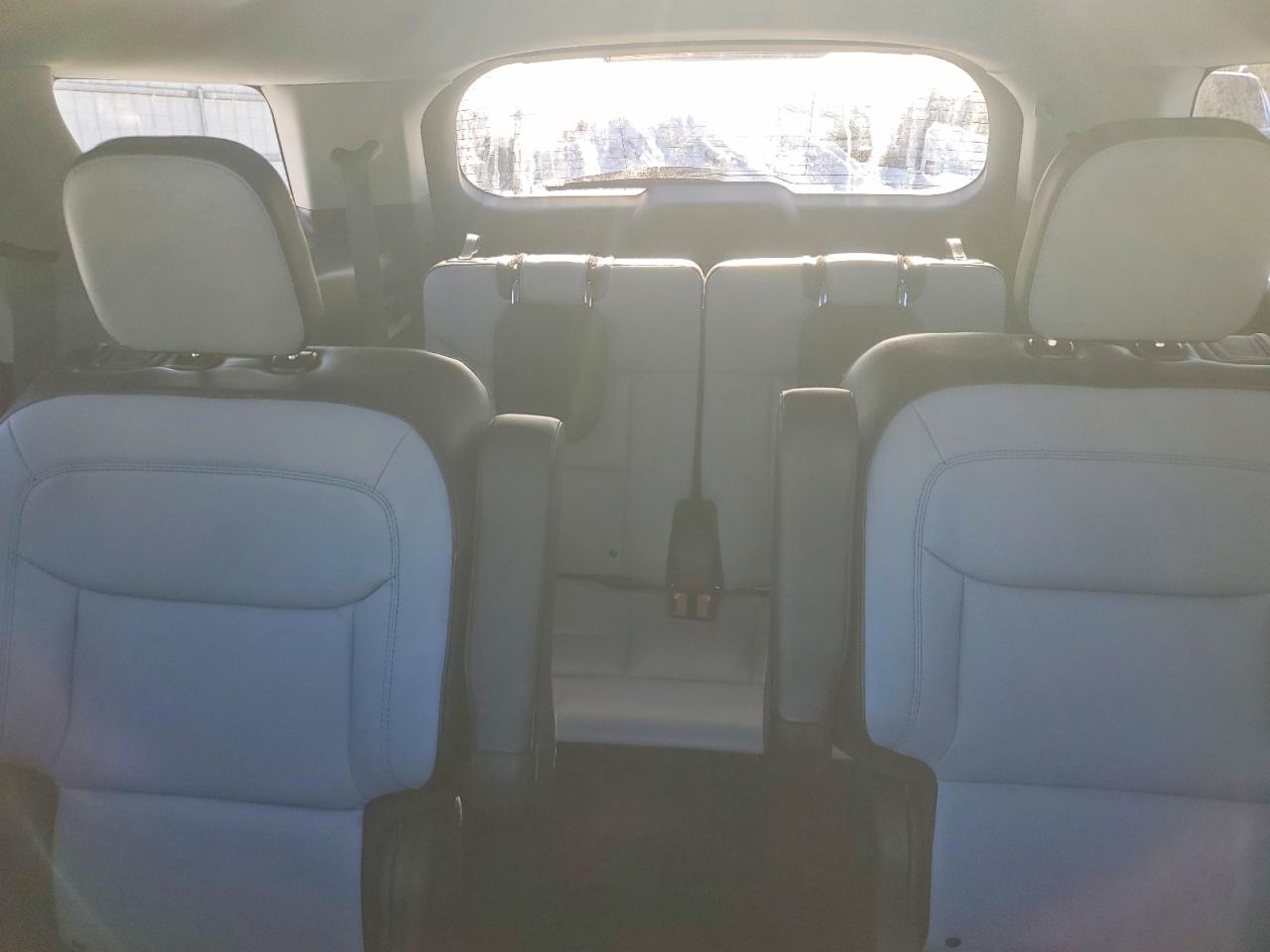 2021 FORD EXPLORER XLT photo 19