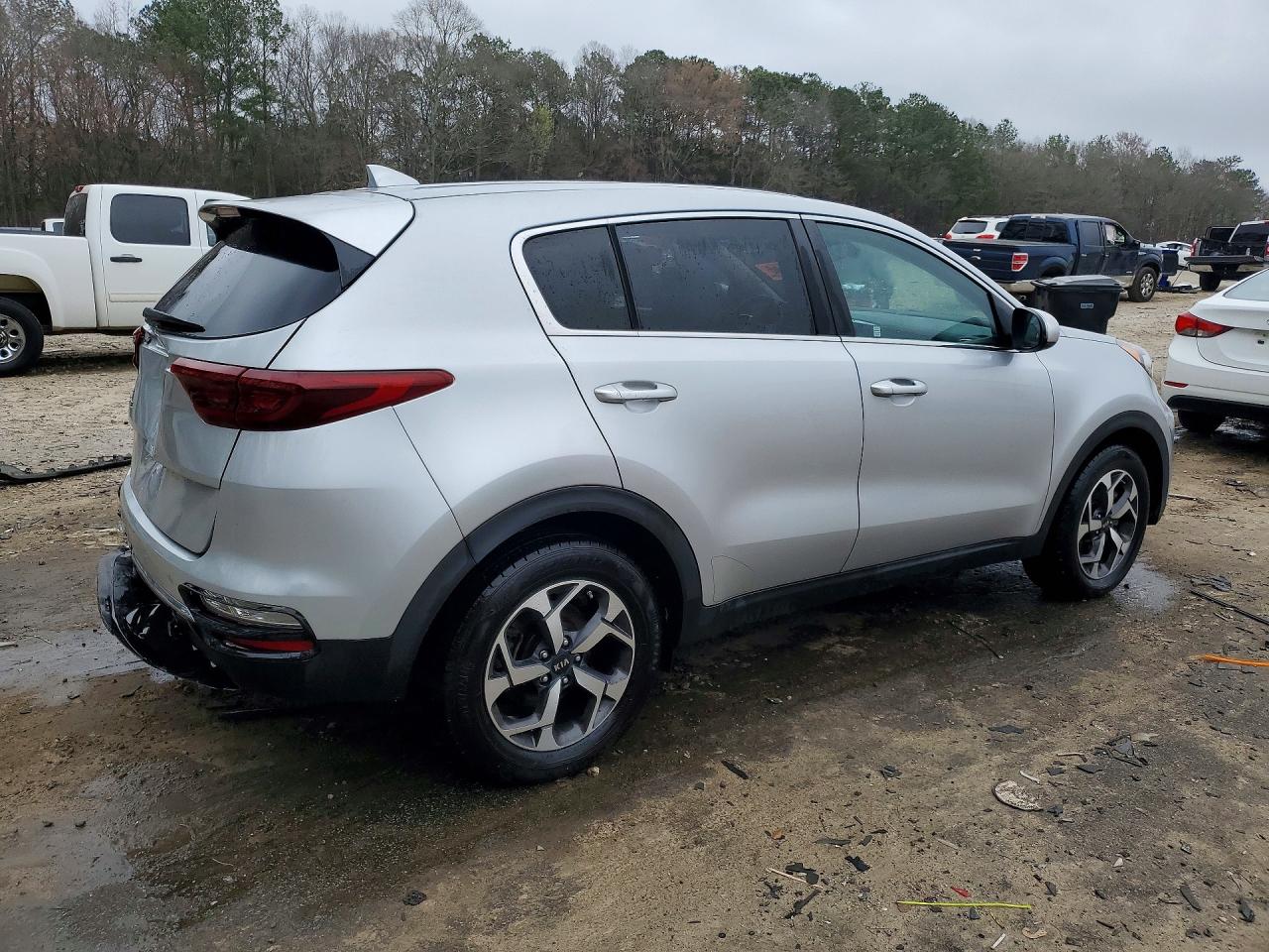 2020 KIA SPORTAGE LX photo 3