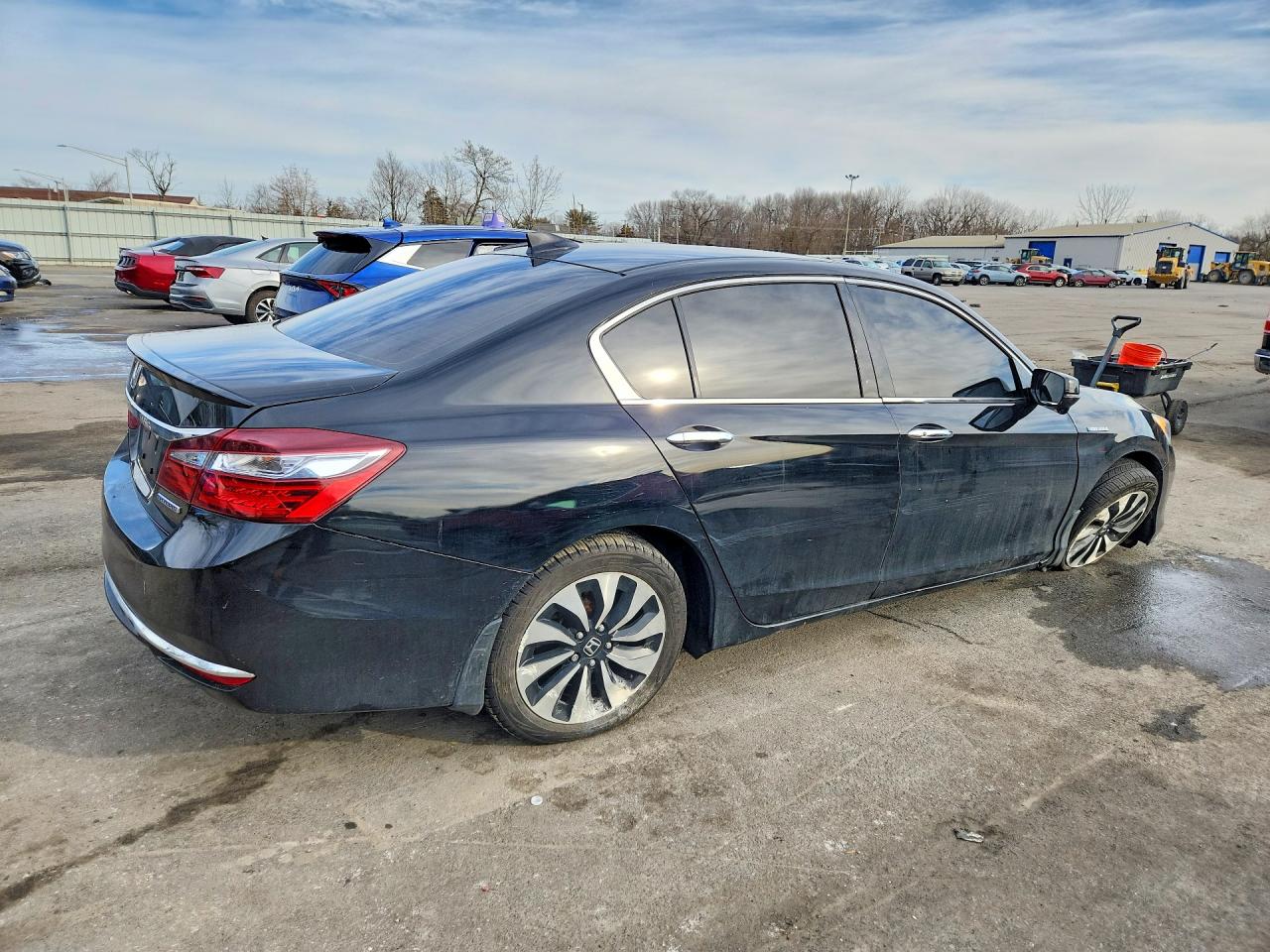 2017 HONDA ACCORD HYBRID photo 7