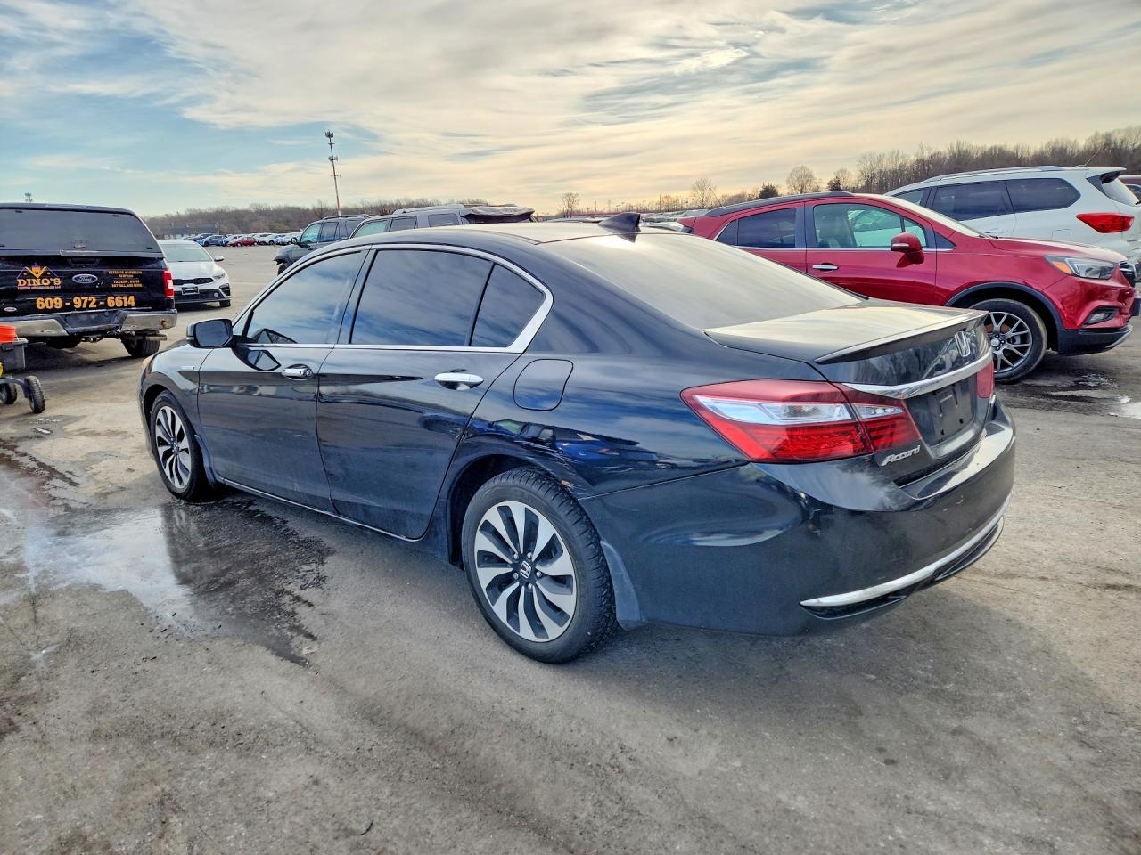 2017 HONDA ACCORD HYBRID photo 4