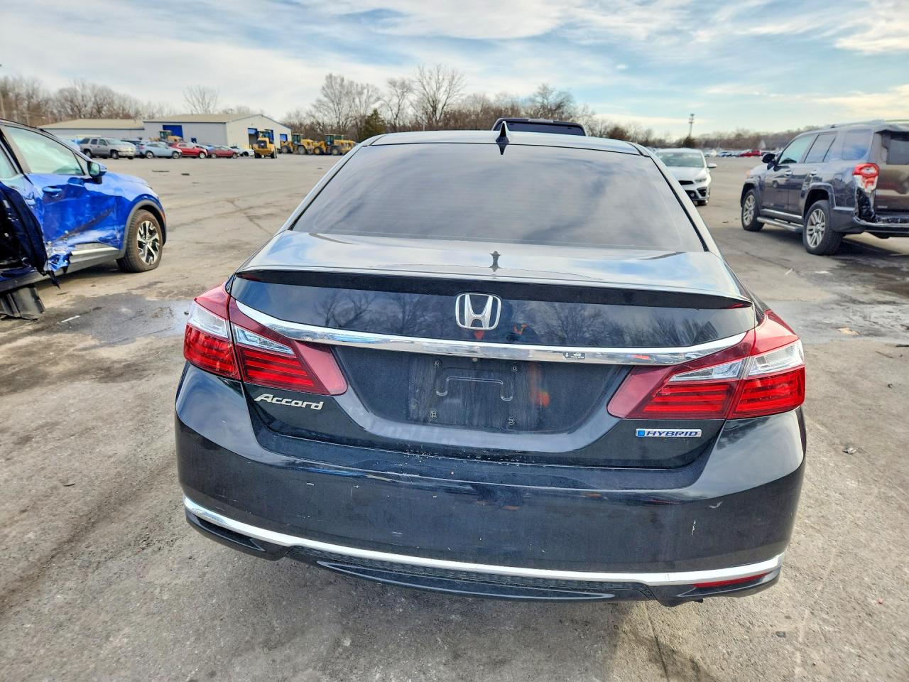 2017 HONDA ACCORD HYBRID photo 16