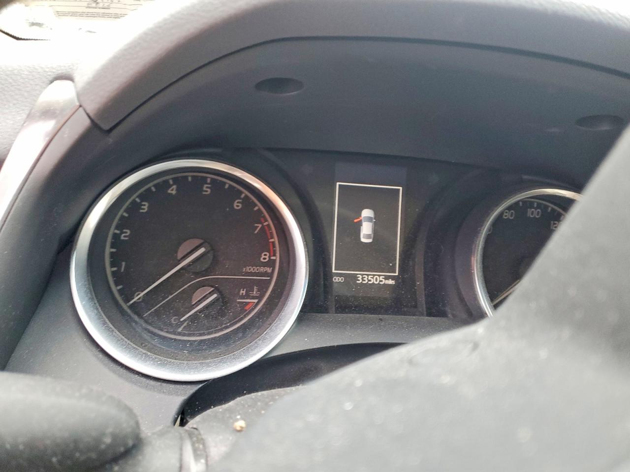 2018 TOYOTA CAMRY LE photo 17