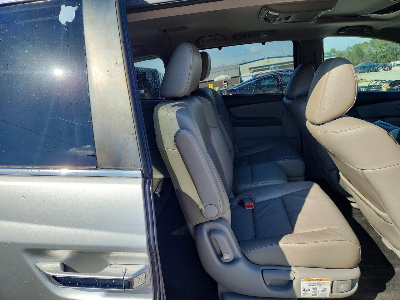 2012 HONDA ODYSSEY EXL photo 11