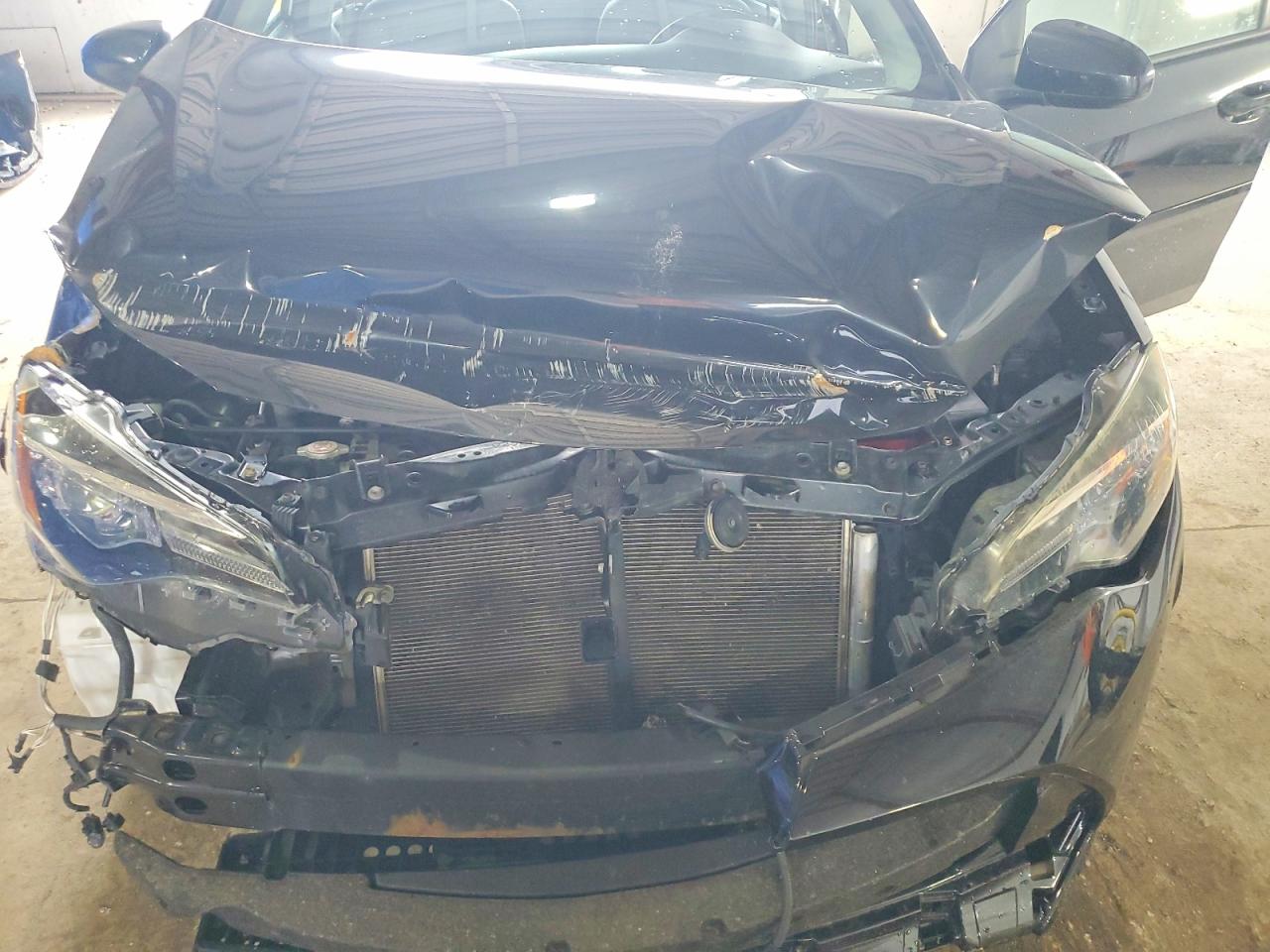 2018 TOYOTA COROLLA LE photo 21