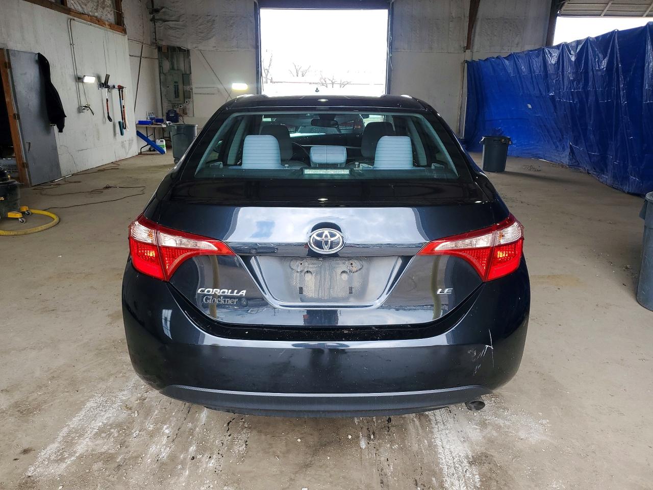 2018 TOYOTA COROLLA LE photo 11